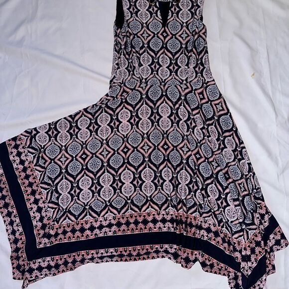 Ivanka Trump Medallion Print Matte Jersey Split Neck Hankyhem Navy/Coral sz 6 - Picture 2 of 6